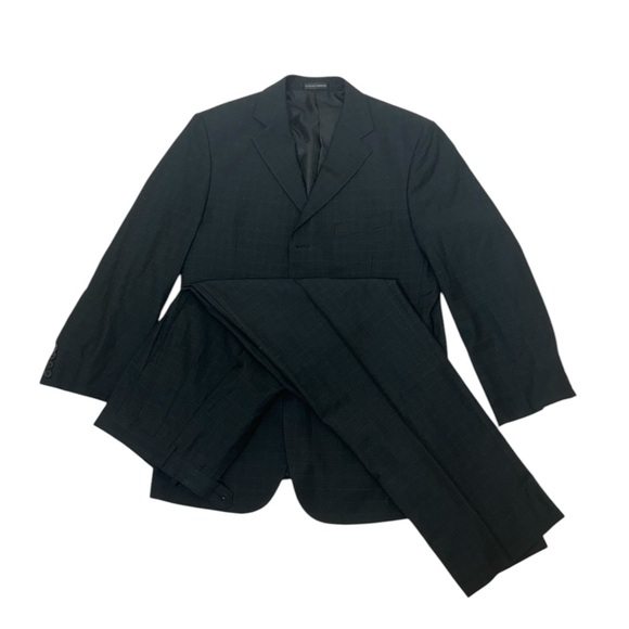 Used Giorgio Armani Le Collezioni 52/XXL Suit from 2001...